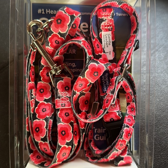 Gentle leader chic, POPPIES head collar and leash, size large - Picture 2 of 8